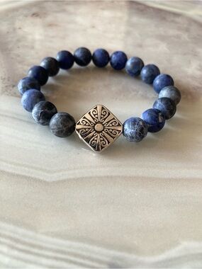 ✨Frosted Sodalite Beaded Bracelet with Sterling Silver Plated Accent
